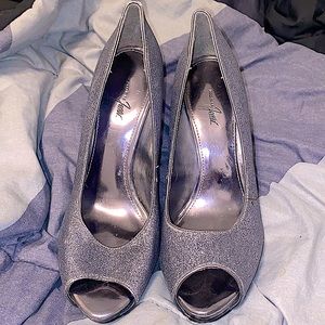 Grey Glitter Heels.